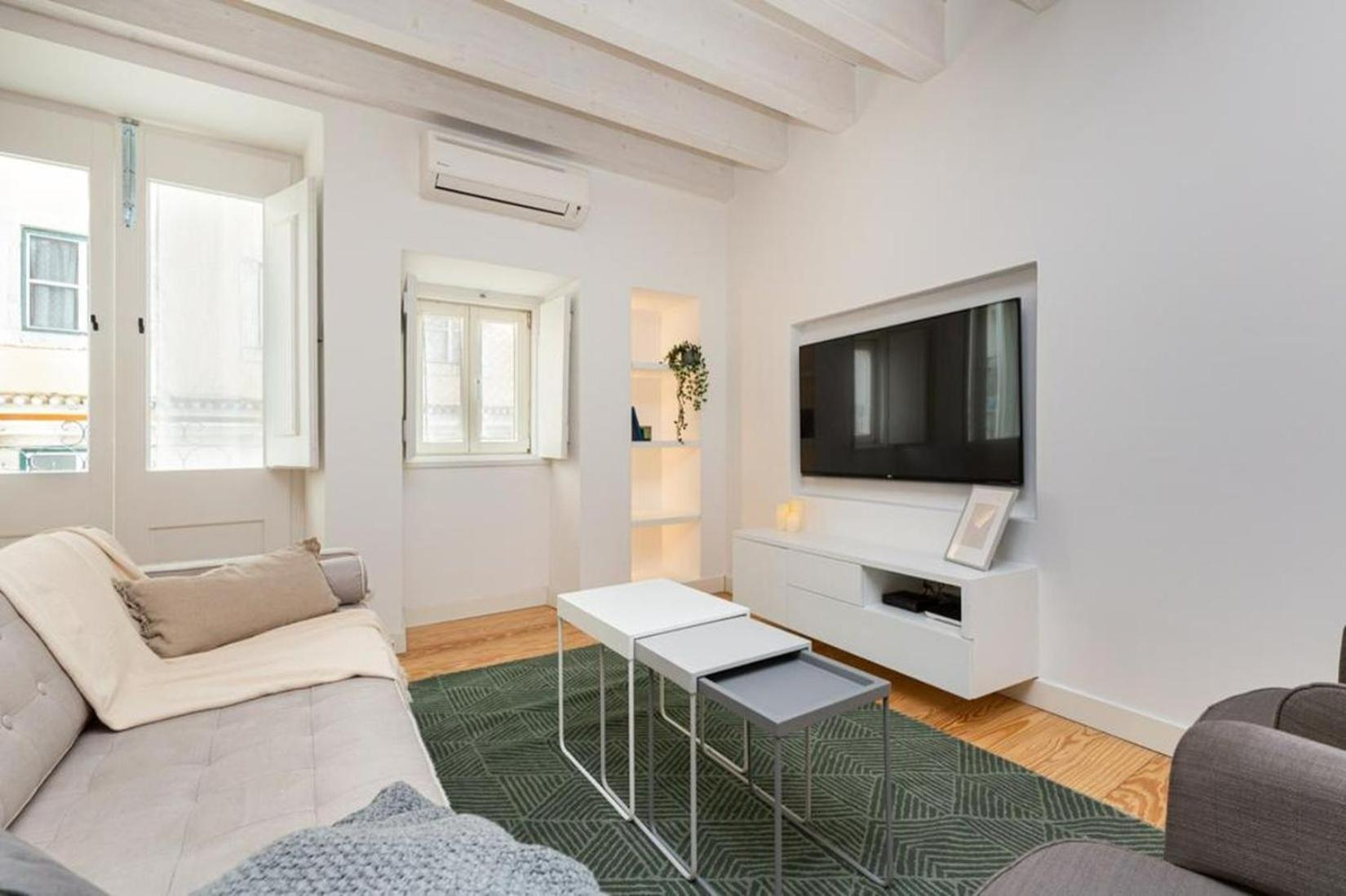 Apartment Be Local - 3 Bedrooms Flat In Front Of The Fado Museum In Alfama *