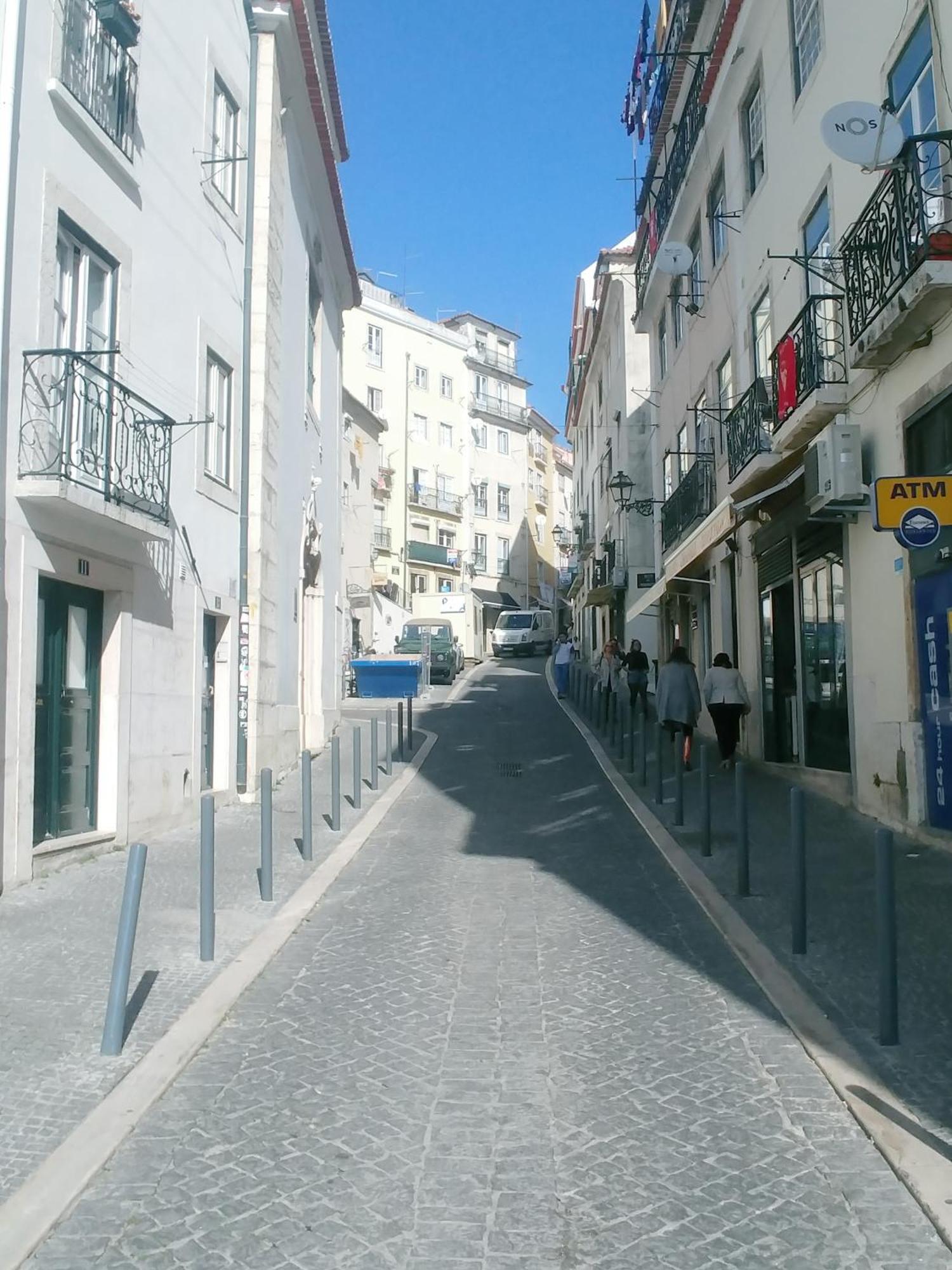 Be Local - 3 Bedrooms Flat In Front Of The Fado Museum In Alfama